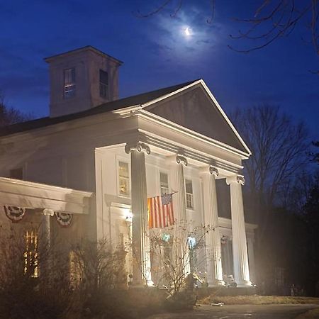 House Of 1833 Bed And Breakfast Mystic Bagian luar foto