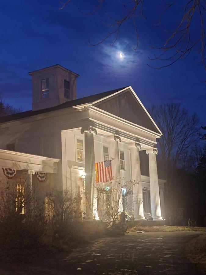 House Of 1833 Bed And Breakfast Mystic Bagian luar foto