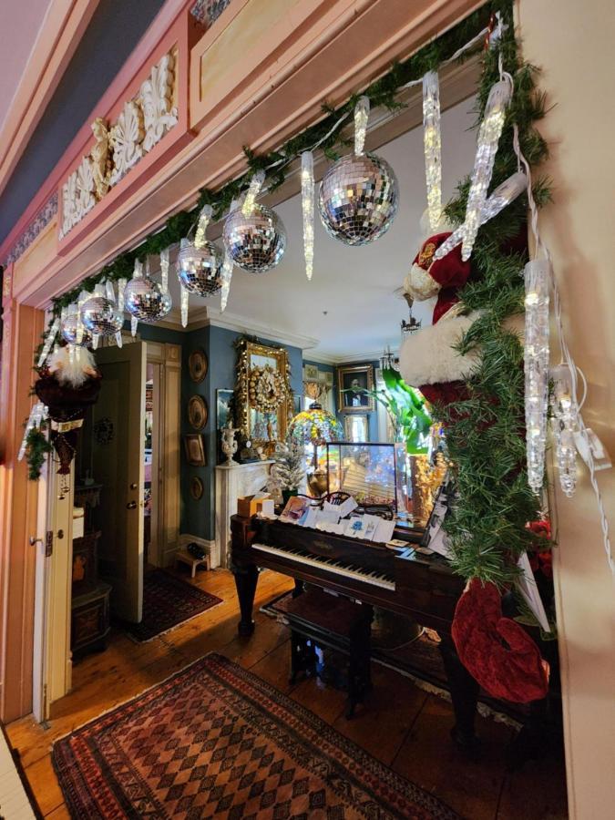 House Of 1833 Bed And Breakfast Mystic Bagian luar foto
