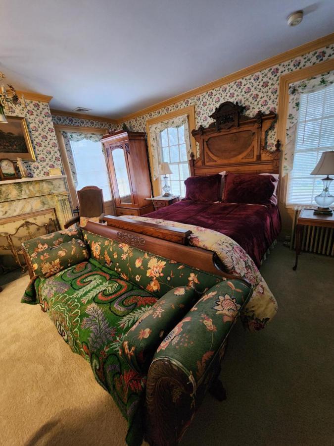 House Of 1833 Bed And Breakfast Mystic Bagian luar foto