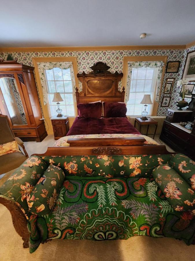 House Of 1833 Bed And Breakfast Mystic Bagian luar foto